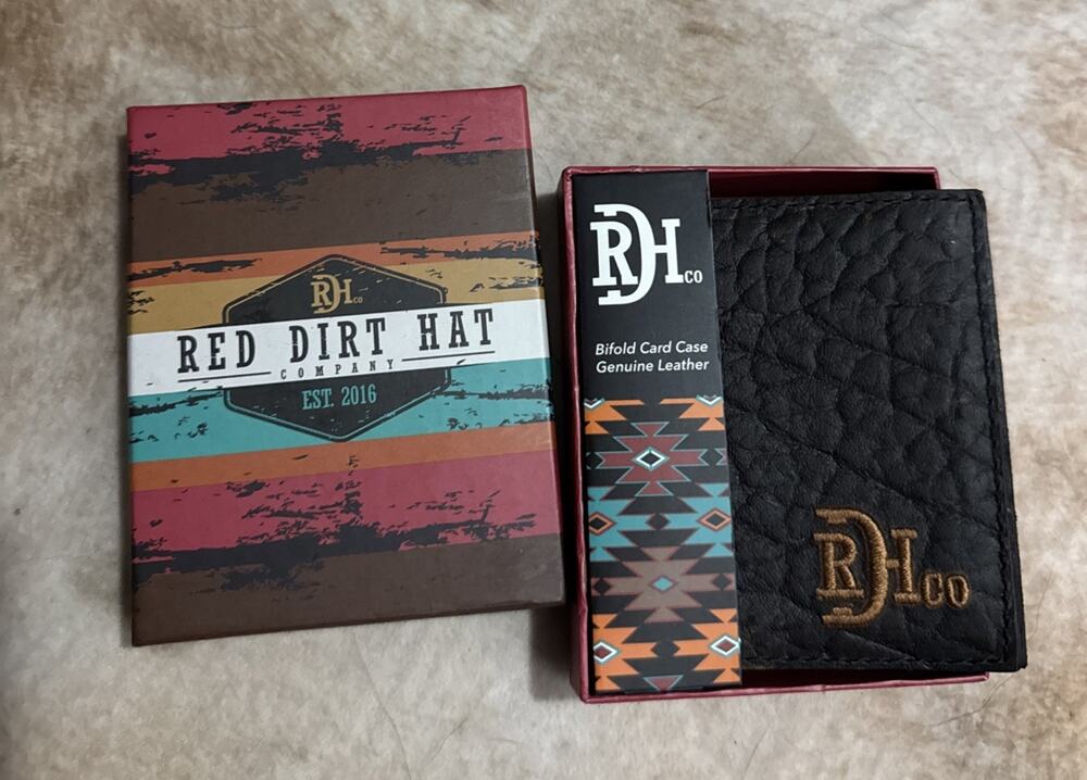 Red Dirt Hat Co brown Bifold Card Case Bison Genuine Leather NIB NEW